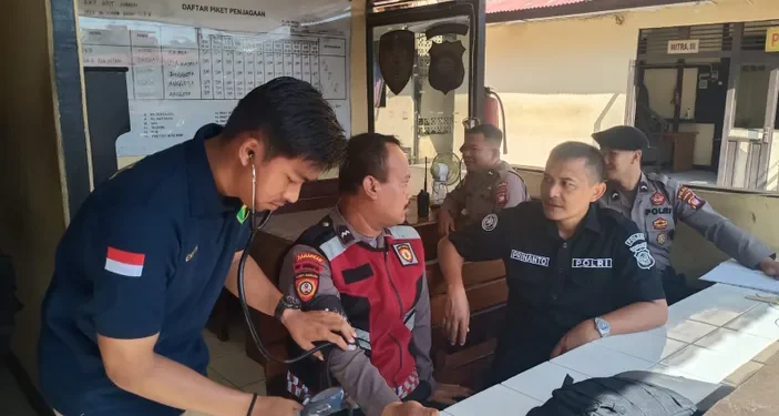 Subsatgas Dokes OMPK Polda Kalbar Rutin Cek Kesehatan Personil