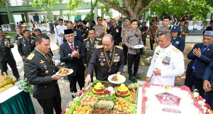 Kapolda Kalbar Hadiri Upacara Peringatan HUT TNI Ke-79 di Makodam XII Tanjungpura
