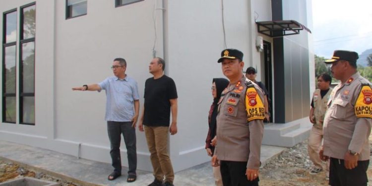 Kapolda Kalbar Tinjau Wilkum Polsek Entikong, Fokus pada Pengecekan SPKT dan BTNCLO