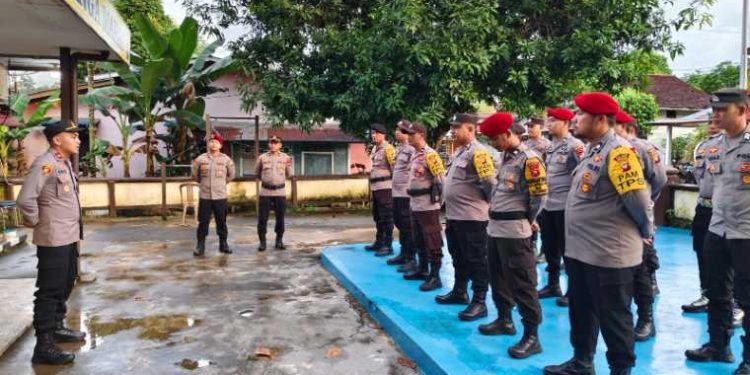 Polres Sekadau Kawal Ketat Dokumen Hasil Pleno Pilkada 2024 ke KPU Provinsi Kalbar