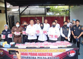 Pemberantasan Narkoba Terus Berlanjut: Polda Kalbar Sukses Musnahkan 34,9 Kg Sabu dari Kapuas Hulu