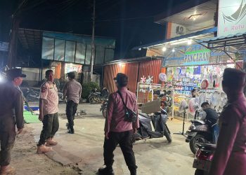Patroli Malam di Simpang Vit, Polri Jaga Keamanan Warga di Tengah Kesibukan Libur Natal dan Tahun Baru