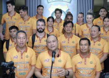 Launching Tim Voli Bhayangkara Presisi dan Popsivo Polwan : Kapolda Kalbar Optimis 2025 Masuk Final