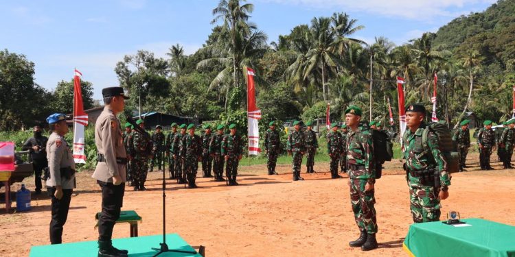 Wakapolres Pimpin Upacara Serah Terima Simbol Yudha Wastu Pramuka Gerak Jalan Pleton Beranting dan Bergantian Dalam Rangka Hari Juang ke-76 Infanteri Tahun 2024