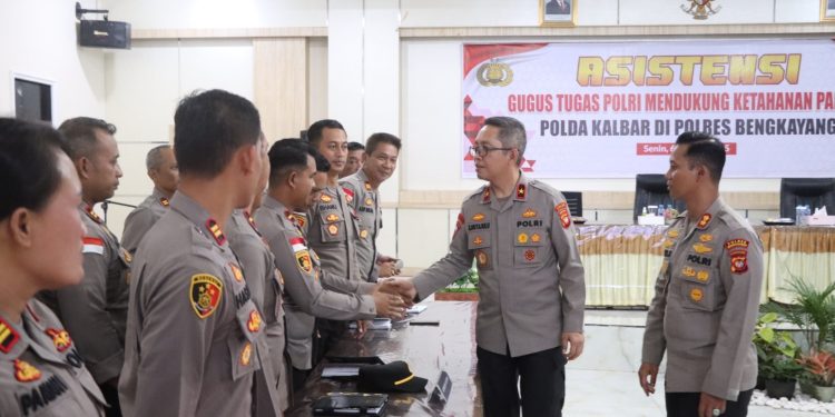 Wakapolda Kalbar Pimpin Asistensi Gugus Tugas Polri untuk Mendukung Ketahanan Pangan di Polres Bengkayang