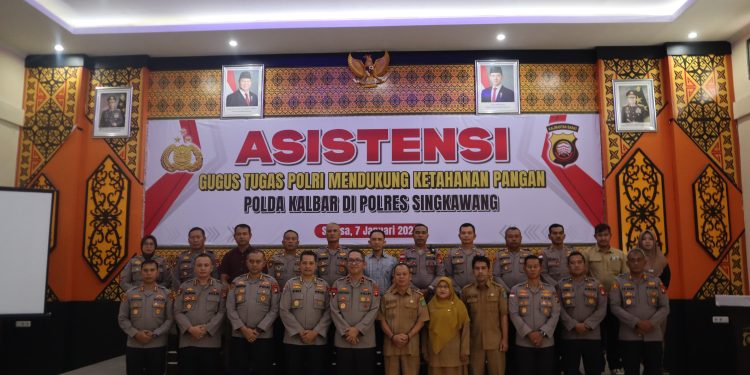 Wakapolda Kalbar dan Tim Asistensi Gugus Tugas Polri Dukung Ketahanan Pangan di Singkawang