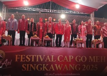 Kapolda Kalimantan Barat Hadiri Pembukaan Perayaan Imlek dan Cap Go Meh di Singkawang