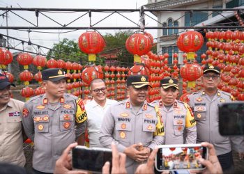 Polres Kubu Raya Kerahkan Ratusan Personel dan Gelar Patroli Skala Besar Amankan Perayaan Imlek