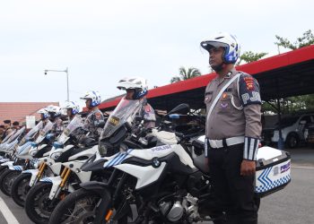 Operasi  keselamatan Resmi Dimulai, Polda Kalbar Gelar Apel Pasukan.