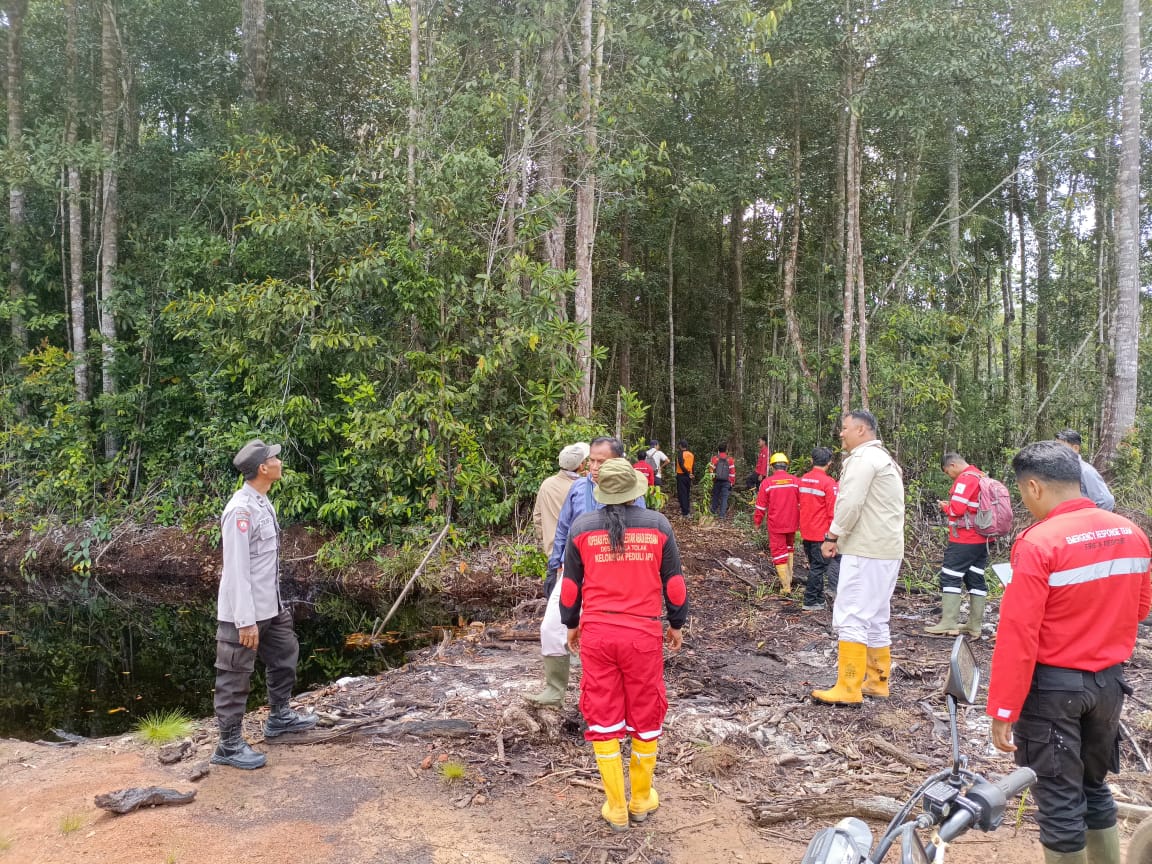 Pastikan Tidak Ada Titik Api, Bhabinkamtibmas Desa Kuala Tolak Laksanakan Patroli Gabungan Di Hutan Kecamatan Matan Hilir Utara