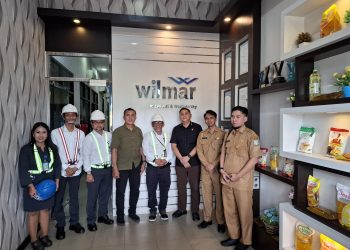 Pengecekan Produksi Minyak Goreng Jenis Minyak Kita di PT. Wilmar Cahaya Indonesia Tbk