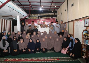 Polda Kalbar Gelar Buka Puasa Bersama dengan Panti Asuhan dan Komunitas Masyarakat