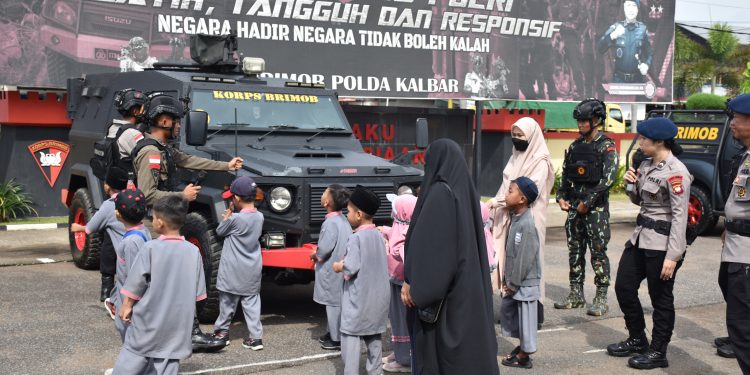 Satbrimob Polda Kalbar kembali menerima outing class dari murid-murid salah satu Paud yang ada di Provinsi Kalbar