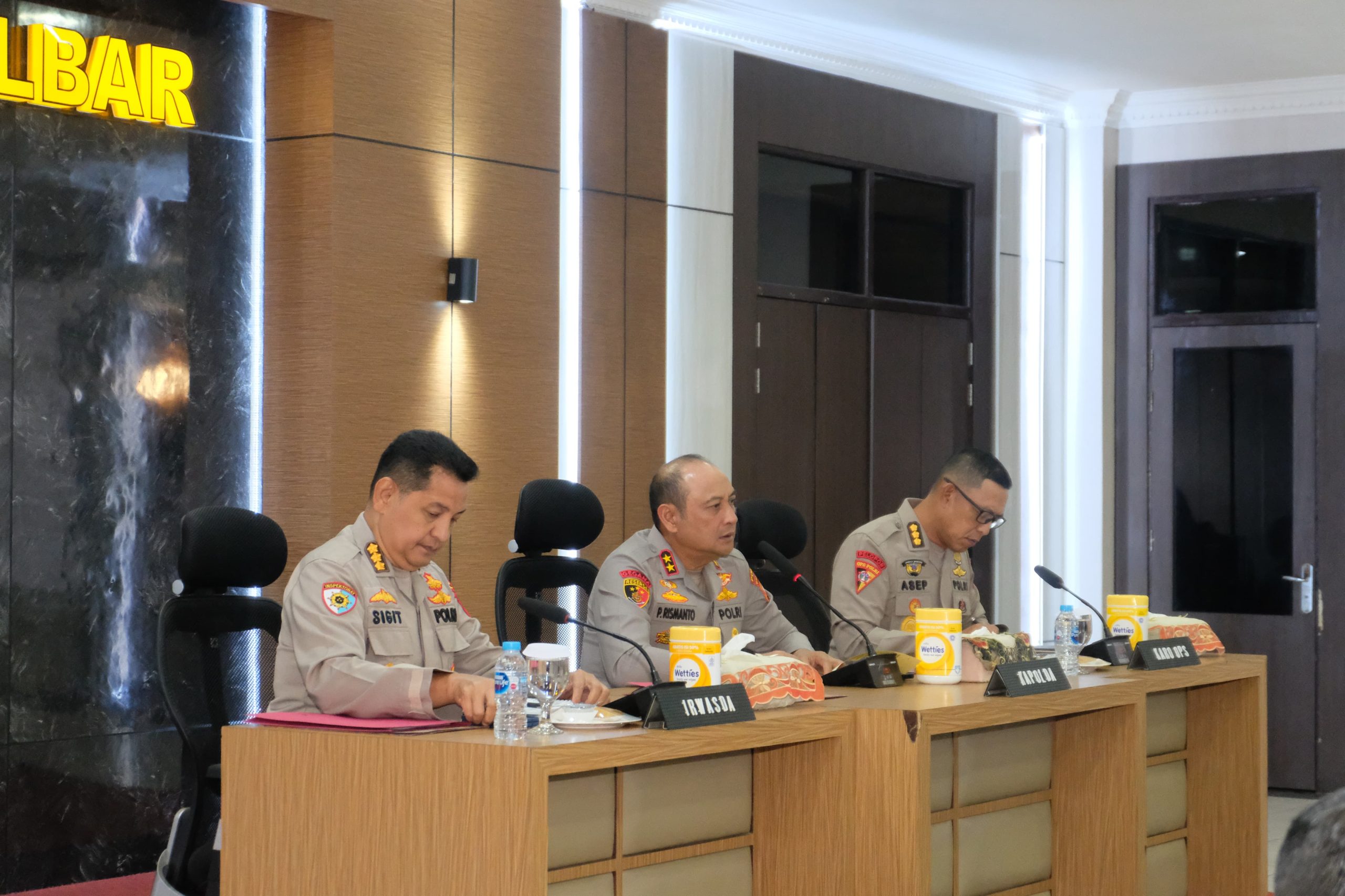 Kapolda Kalbar Tekankan Pengamanan Mayday Saat Rapat GO TW I 2025: Pastikan Kegiatan Berjalan Kondusif