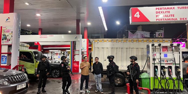 Satbrimob Polda Kalbar Gencarkan Patroli Operasi Anti Premanisme di Pontianak