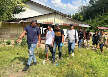 Tim Jatanras Sat Reskrim Polres Landak Bersama Unit Reskrim Polsek Menyuke Tangkap Pelaku Pembunuhan