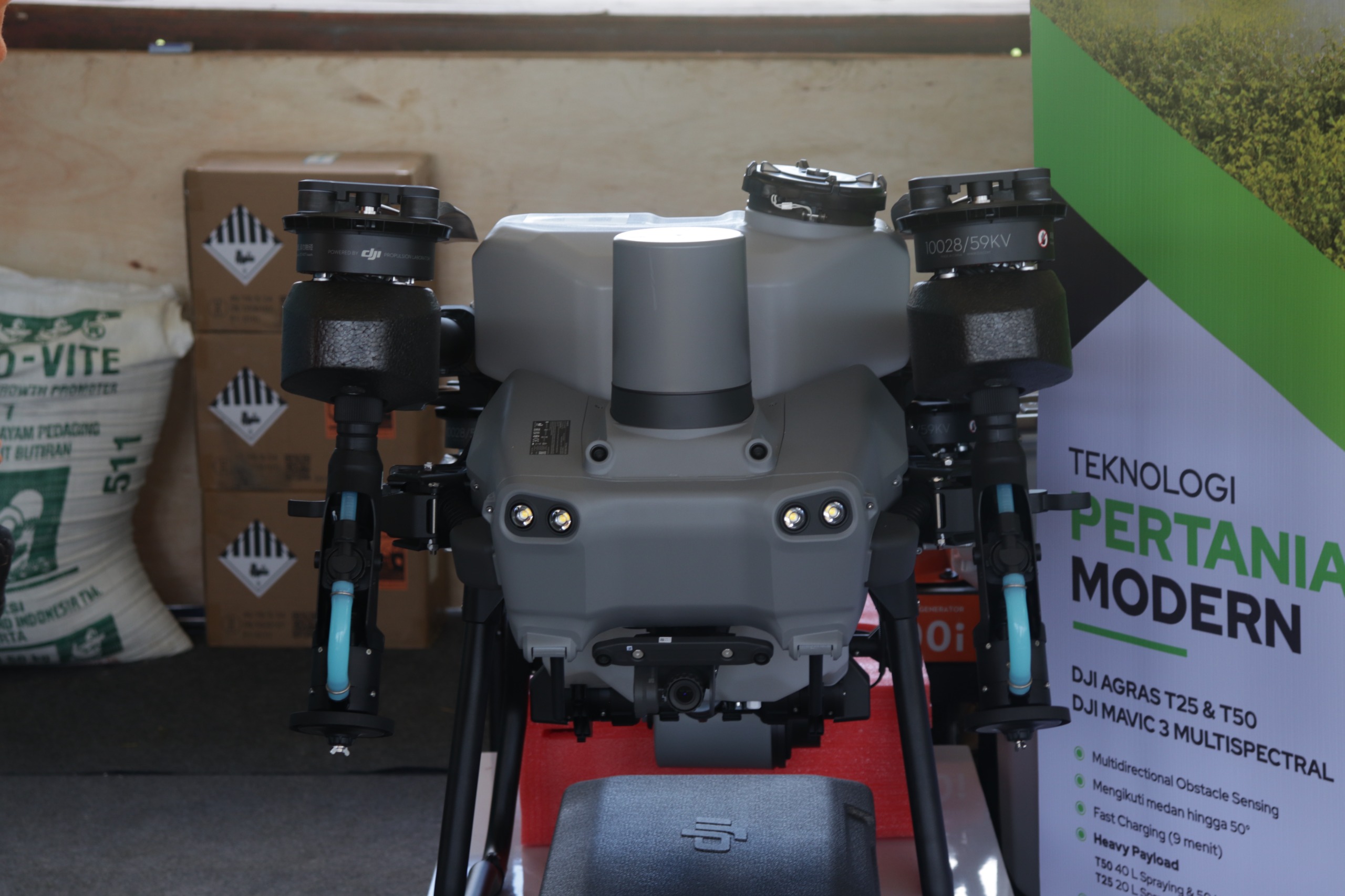 Kapolri Sumbangkan Alat dan Mesin Pertanian (Alsintan) untuk Petani Jagung di Bengkayang