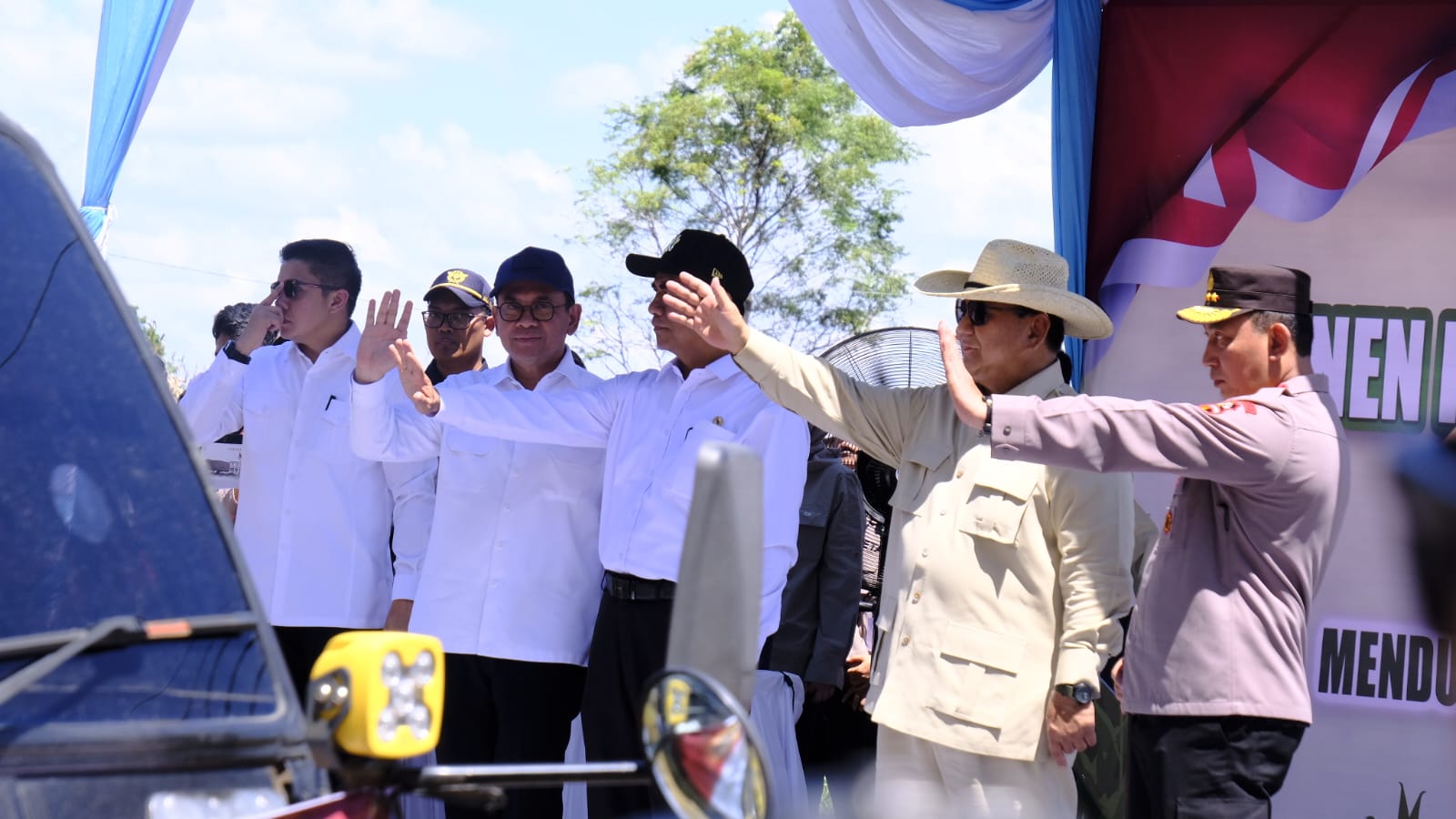 210 Ton Jagung Kalbar Tembus Malaysia, Prabowo: Langkah Besar untuk Petani Indonesia!