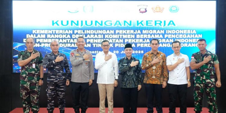 Menteri BP2MI Kunjungi Kalbar, Dorong Kolaborasi Tangani TPPO dan Perkuat Perlindungan Pekerja Migran