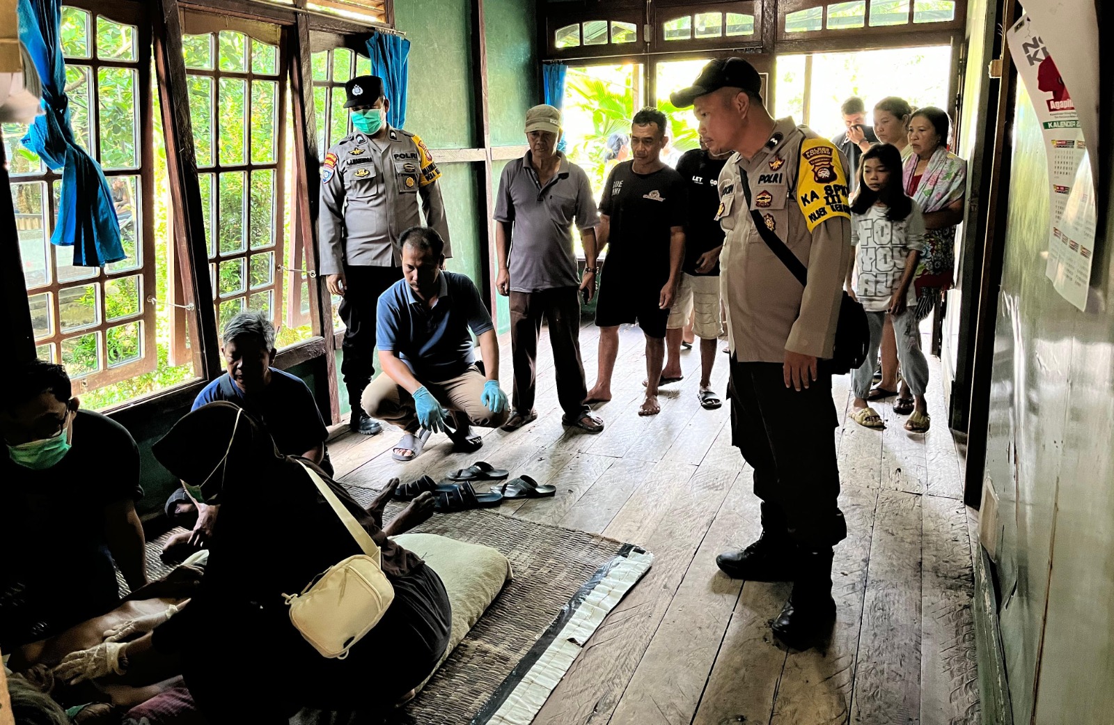 Warga Kembayan Geger, Seorang Pria Tewas Tergantung dengan Tali Kulit Kayu