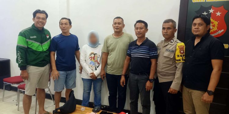 Polsek Tayan Hilir Gagalkan Aksi Kurir Narkoba Wanita, Barang Bukti Sabu dan Inex Diamankan