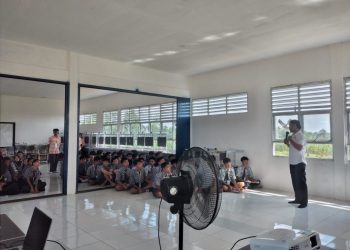 Isi MPLS SMKN 1 Belitang, Polisi Ajak Pelajar Berani Lawan Bullying