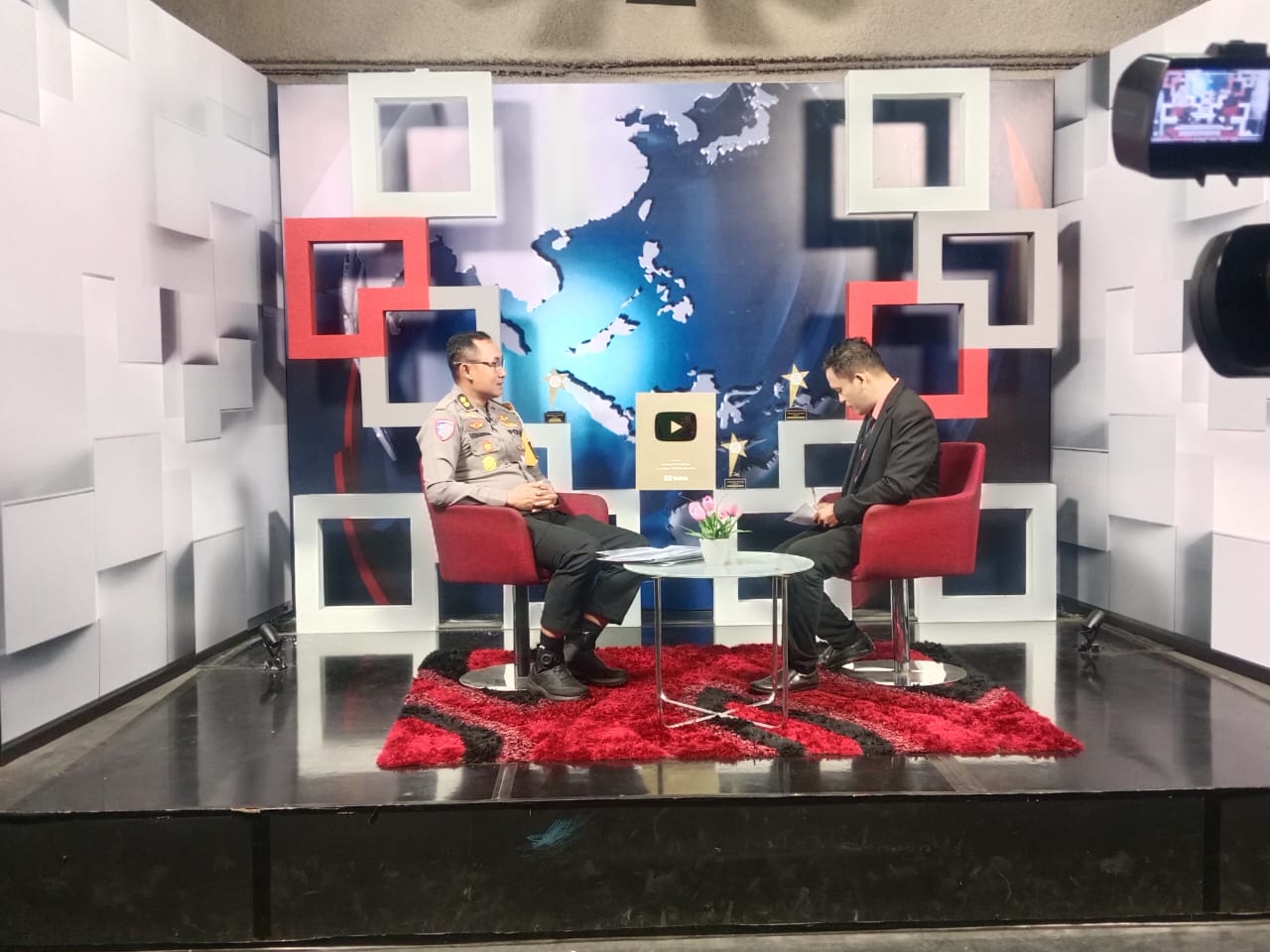 Sosialisasikan Operasi Patuh Kapuas 2025, Ditlantas Polda Kalbar Hadiri Talkshow Televisi Lokal