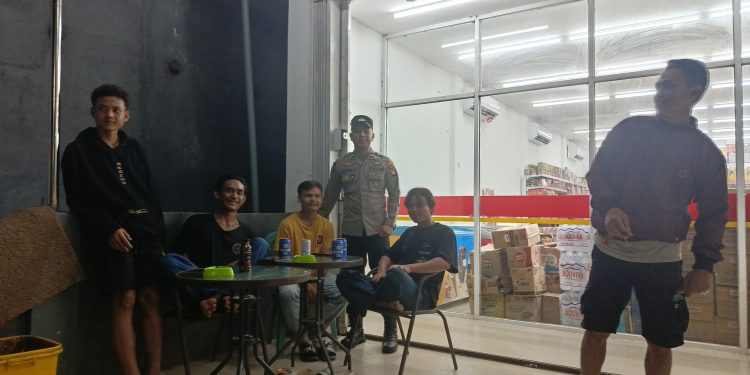 Cegah Kriminilitas Malam Hari, Polisi Laksanakan Patroli di tempat yang rawan pencurian