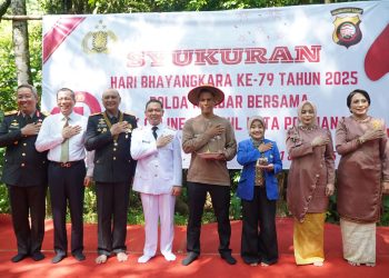 Kapolda Kalbar Gelar Syukuran HUT Bhayangkara ke-79 Bersama Ojol dan Pekerja PHL di taman Sylva Untan dan 9 Titik lainnya