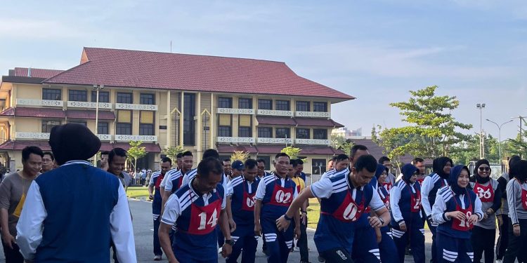 Pastikan Kesehatan Fisik Personel Yang Prima, Polda Kalbar Gelar Uji Kesamaptaan Jasmani Berkala