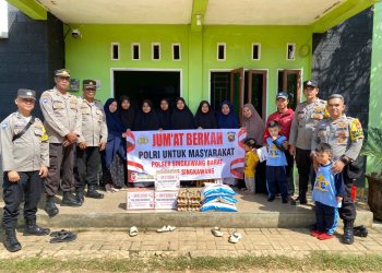 Polsek Singkawang Barat Gelar Jumat Berkah, Santuni Rumah Tahfidz Al-Qur’an Center