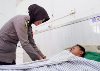 Bakti Sosial Polwan Polda Kalbar Warnai Peringatan Hari Jadi ke-77