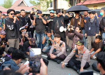 Polda Kalbar Amankan Aksi Unjuk Rasa Mahasiswa, Massa Membubarkan Diri Secara Tertib
