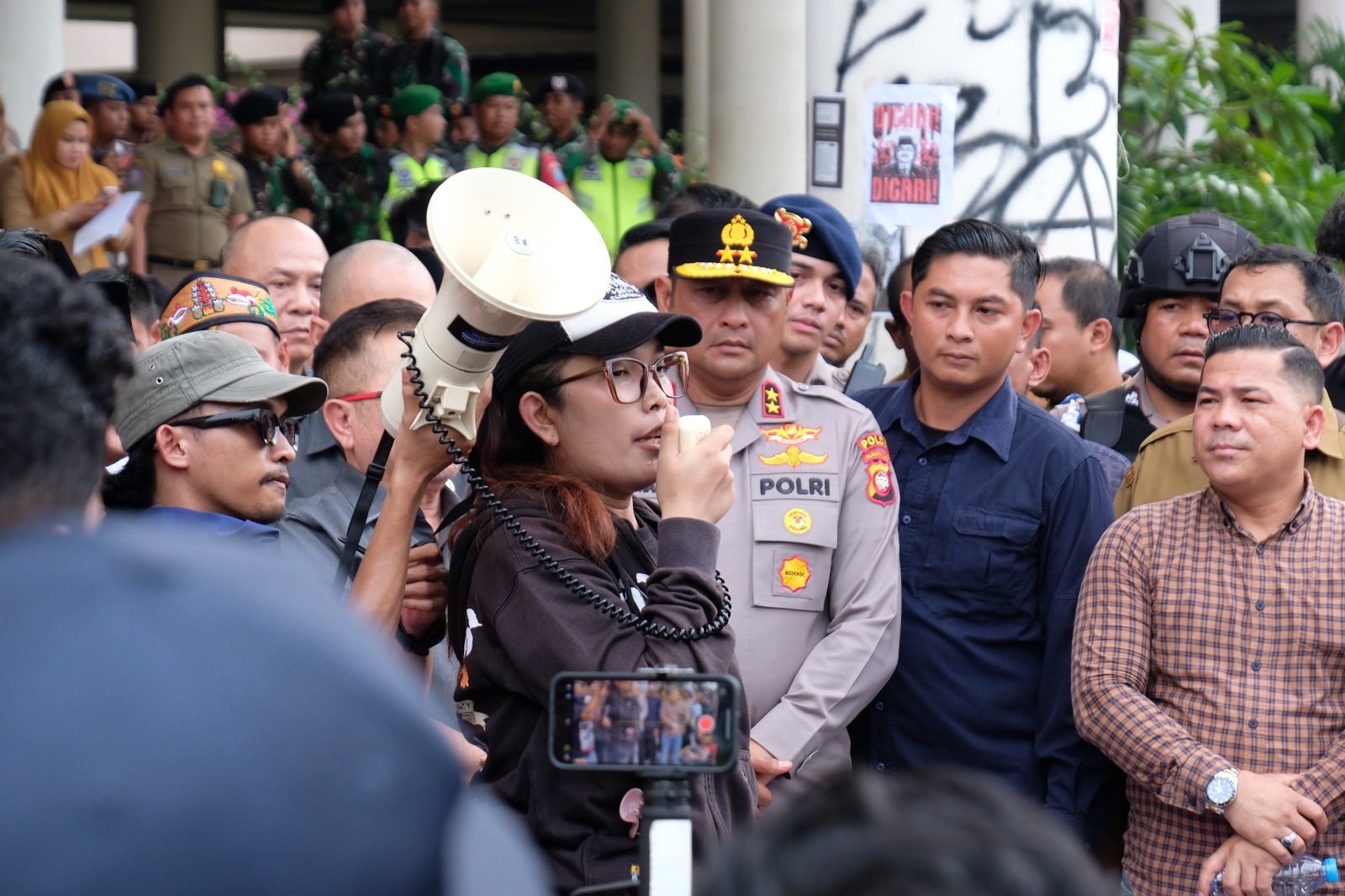 BEM FISIP Untan Gelar Aksi Damai, Tuntut Transparansi Anggaran DPR dan Pengesahan RUU Perampasan Aset