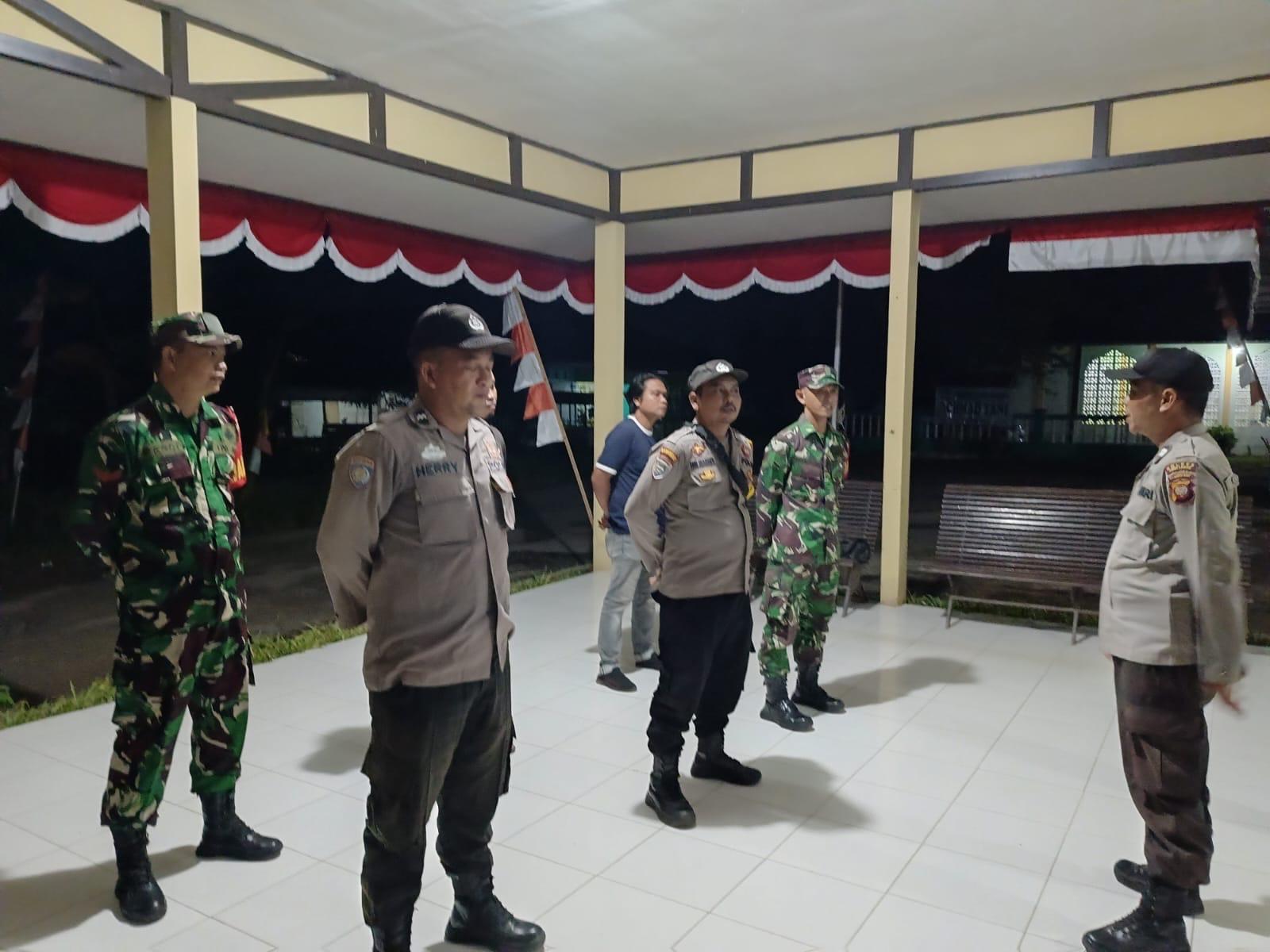 Patroli Skala Besar TNI-Polri Jaga Kamtibmas di Wilayah Singkawang Tengah