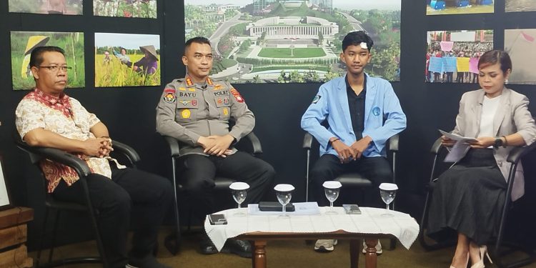 Hadapi Aksi Politik dan Unjuk Rasa : Kabidhumas Polda Kalbar Tegaskan Pendekatan Humanis dan Netralitas Aparat dalam Mengamankan Aksi Massa